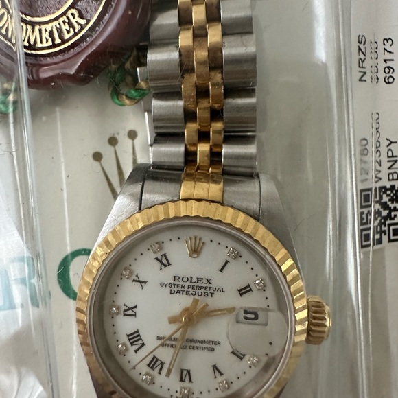 ROLEX OYSTER PERPETUAL DATEJUST 26 mm - Picture 9 of 14
